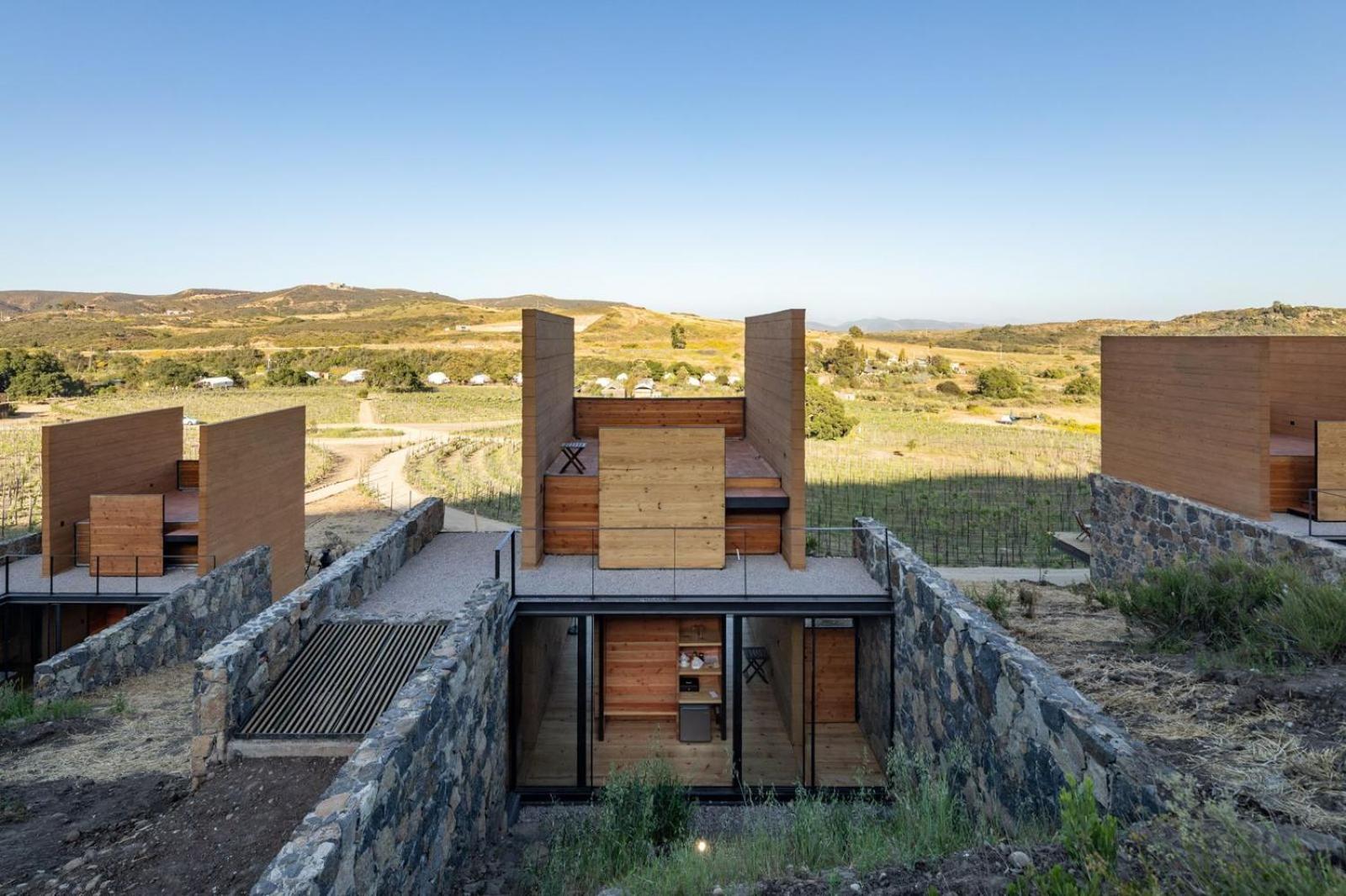 Hotel Cuatro Cuatros Ensenada Dış mekan fotoğraf