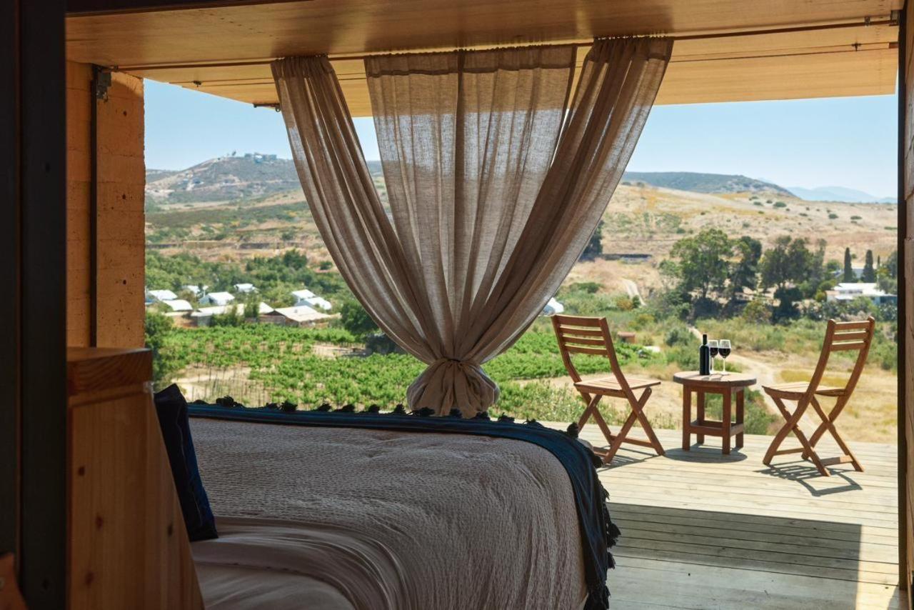 Hotel Cuatro Cuatros Ensenada Dış mekan fotoğraf